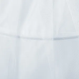 Jupon crinoline blanc pour robe de mariée en maille fine avec coutures de finition
