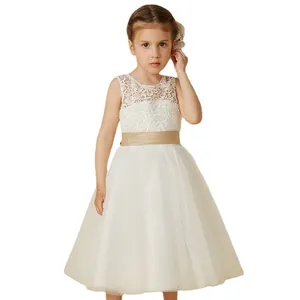 Vestido de princesa sin mangas con encaje para niña y cinturón satinado con falda de tul