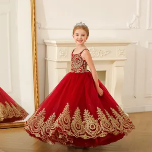 Robe de princesse rouge pour fille avec broderies dorées pour mariages et soirées de gala