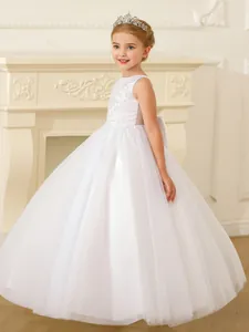 Robe de demoiselle d'honneur blanche en dentelle sans manches avec jupe en tulle multicouche