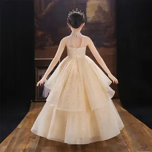 Robe de demoiselle d'honneur or champagne avec paillettes et dos ajouré en forme de cœur