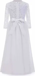Détail du dos d'une robe de cortège en dentelle blanche avec un grand nœud en satin