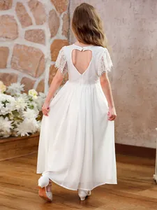 Weißes Spitzen-Chiffon-Kleid für Blumenkinder mit Herz-Rückenausschnitt für Hochzeiten