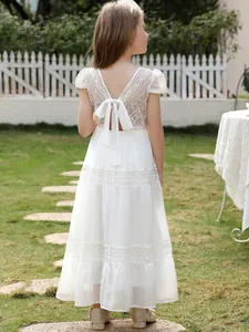 Robe de princesse blanche en dentelle avec dos en V et grand nœud pour fille