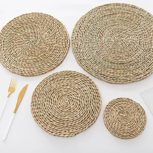 Handmade Woven Cattail Placemat Round Heat Resistant Pot Mat Japanese Style Natural Straw Coaster For Kitchen Dining Table
