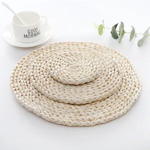 Japanese Style Handwoven Corn Husk Placemat Round Thickened Heat Insulation Coaster Natural Woven Table Mat For Home Decor