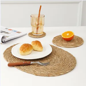 Handwoven natural seagrass placemat and coaster set for dining table heat insulation
