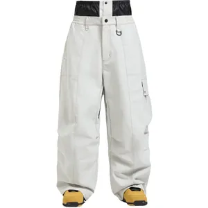 Pantalon de ski crème imperméable à taille haute avec coupe large et poches cargo