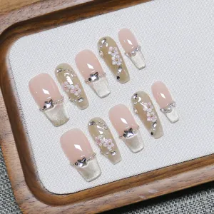 Faux ongles œil de chat faits main avec fleurs roses et breloques papillon 3D