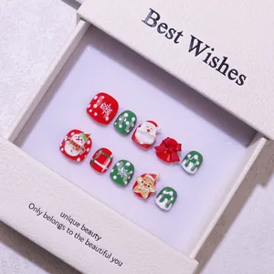 Faux Ongles de Noël Faits à la Main pour Enfants Père Noël Bonhomme de Neige Rouge Vert Blanc Nail Art Boîte Cadeau