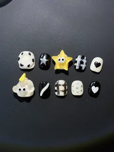 Uñas postizas artesanales para niños con estrellas 3D, ovejas y estampados de vaca