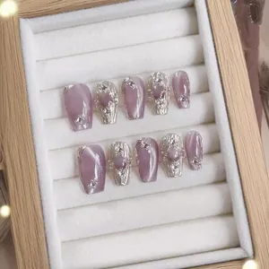 Handmade Light Purple Cat Eye Press On Nails With Silver Texture Rhinestone Pearl Coffin Shape Luxury False Nails For Women