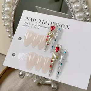 Vintage Palast Stil Handgefertigte Künstliche Nägel Mit Roten Strasssteinen Künstliche Perlen Luxus Lange Stiletto Mandel Falsche Nägel Für Damen