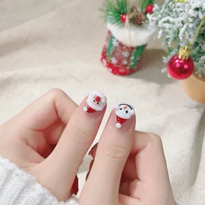 Handgefertigte Weihnachts-Press-on-Nägel mit 3D-Weihnachtsmann- und Schneemann-Design