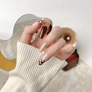 Handmade Long Coffin Press On Nails Caramel Amber Checkerboard Pattern Gold Foil Glossy Artificial Nails For Women Daily