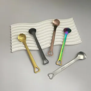 Détail de cuillères en acier inoxydable 304 patte de chat avec motif de cœur