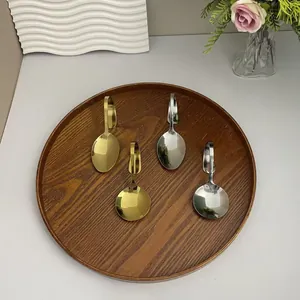 304 Edelstahl Gebogener Griff Löffel Gold Silber Spiegel Poliert Kreative Haken Hängen Kaffee Nachtisch Löffel Für Zuhause Restaurant