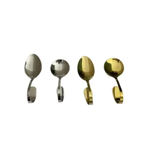 Kreative Edelstahllöffel mit gebogenem Griff in Gold und Silber zum Einhängen im Set