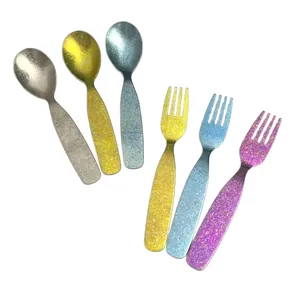 Juego de cubiertos de titanio puro con 3 cucharas y 3 tenedores en varios colores mate