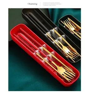 Tragbares 304 Edelstahl Besteckset mit Gabel, Löffel und vergoldeten Stäbchen in Box