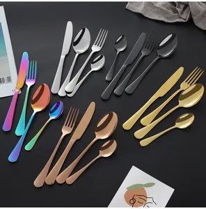 Détails de sets de couverts 4 pièces en acier inoxydable en cinq finitions métalliques