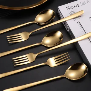 Set de 6 couverts en acier inoxydable doré avec cuillères et fourchettes en coffret