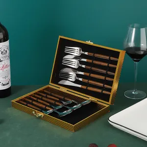 Set posate giapponese 16 pezzi in acciaio inox con manici effetto legno e confezione regalo