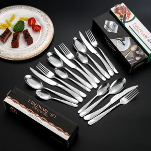 Coutellerie en Acier Inoxydable Avec Finition Poli Miroir Poignée à Motif de Diamants Outils de Dîner de Luxe