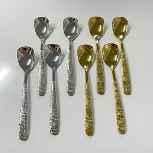 Cucchiaio da Caffè in Acciaio Inossidabile 304 Moderno Con Manico a Trama Martellata Testa Quadrata Cucchiaio da Dessert Oro Argento