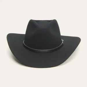 Sombrero vaquero clásico de fieltro de lana negro con banda de cuero y hebilla de plata