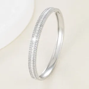 Sparkling silver bangle with three-row princess cut and round zircon inlay stones