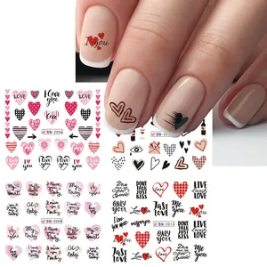 Autocollants nail art Saint-Valentin avec motifs cœurs, roses et lèvres rouge et rose