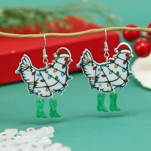 Orecchini a forma di pollo natalizio in acrilico con lucine e cappello rosso