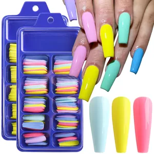 Unghie Finte Professionali Lunghe a Forma di Ballerina Press On Nails Tinta Unita Copertura Completa Extension in Plastica per Manicure da Donna Uso Quotidiano Unghie Artificiali Decorative