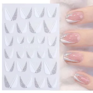 Autocollants ongles français blancs avec paillettes argentées et motifs célestes