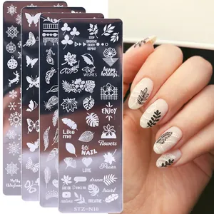 Set di piastre per nail art con motivi floreali e farfalle vintage per manicure fai-da-te