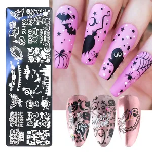 Halloween Nagelschablonen-Set mit Geister-, Kürbis- und Fledermausmotiven für Nail Art