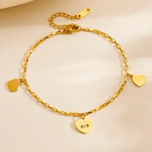 Bracelet de cheville doré avec pendentif cœur œil protecteur et fermoir mousqueton