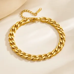 Gepolijste 18K vergulde Cubaanse schakelarmband van roestvrij staal met verstelbare ketting