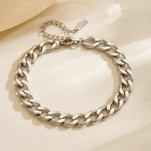 Zilveren Cubaanse schakelarmband van roestvrij staal met verstelbare karabijnsluiting