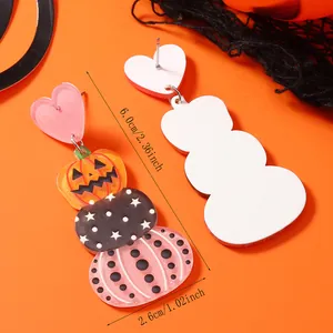 Λεπτομέρεια από σκουλαρίκια Halloween από ακρυλικό με τρεις κολοκύθες και πληροφορίες μεγέθους