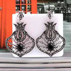 Vintage bohemian fan-shaped tassel earrings with black stones and zircon for wedding parties