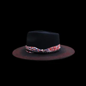Chapeau vintage en laine à bord large avec ruban paisley et dégradé rouge