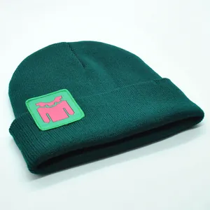 Acryl Gerippte Strickmütze Winter Warm Umschlag Skull Cap Mit Grafik Patch Für Unisex Herren Damen Tägliche Lässige Outdoor Zubehör