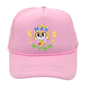 Détail de la casquette trucker rose avec imprimé Anita Max Wynn et maille filet
