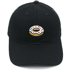 Casquette de baseball classique en coton noir avec broderie de donut colorée élégante