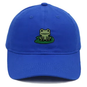Blauwe katoenen honkbalpet met schattig geborduurde kikker en een gebogen klep
