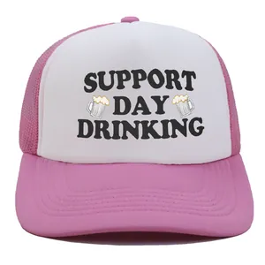 Casquette trucker rose et blanche avec imprimé « Support Day Drinking » et bière