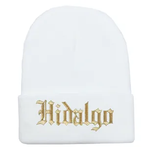 Berretto bianco in maglia Hidalgo con ricamo dorato per look street hip-hop