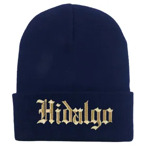Berretto in maglia ricamato Hidalgo blu scuro con scritte gotiche dorate per l'inverno